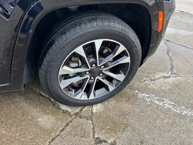 Used 2021 Jeep Grand Cherokee L Overland w/ Luxury Tech Group IV image 24