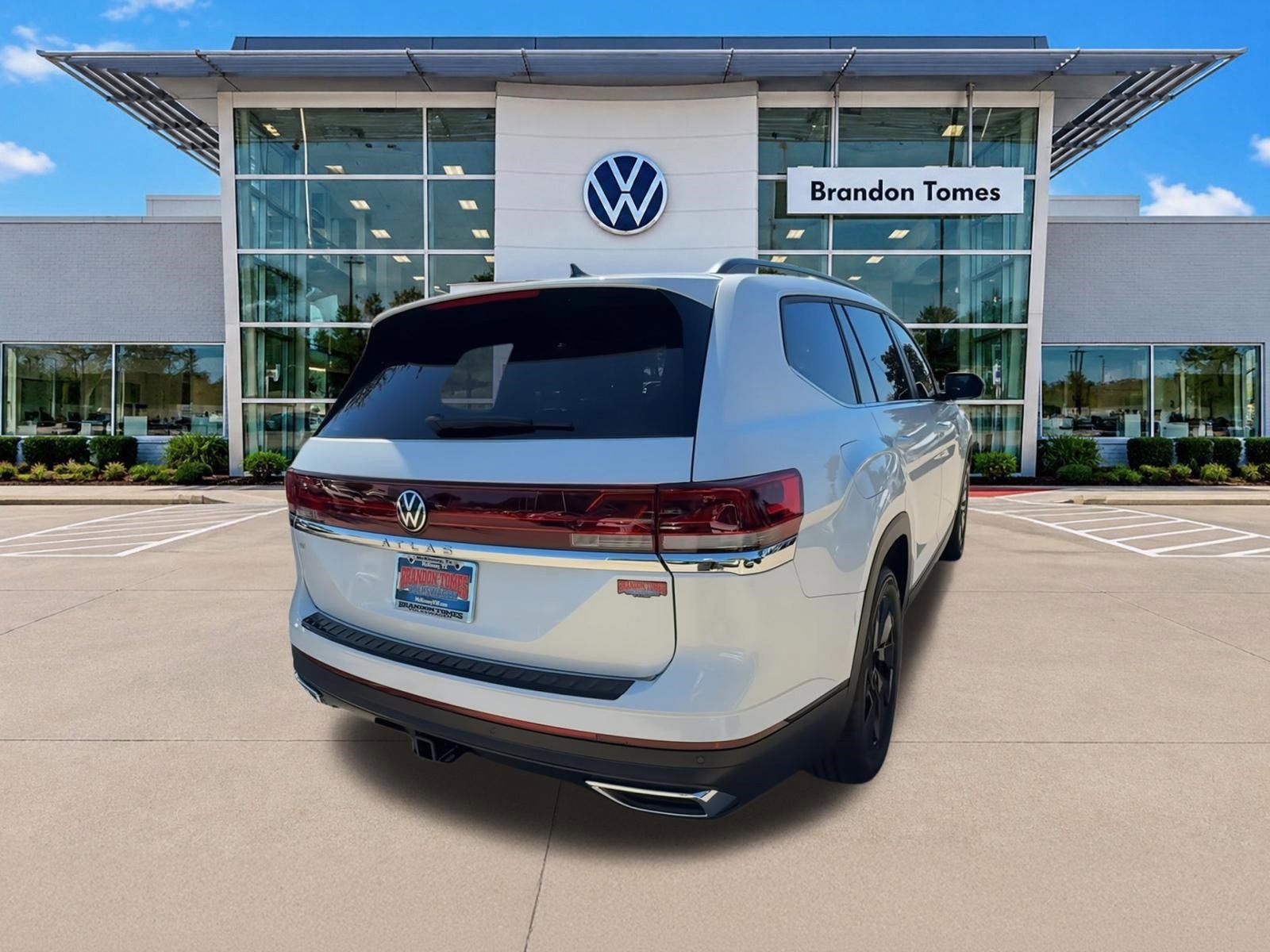 Used 2026 Volkswagen Atlas SE FWD image 8