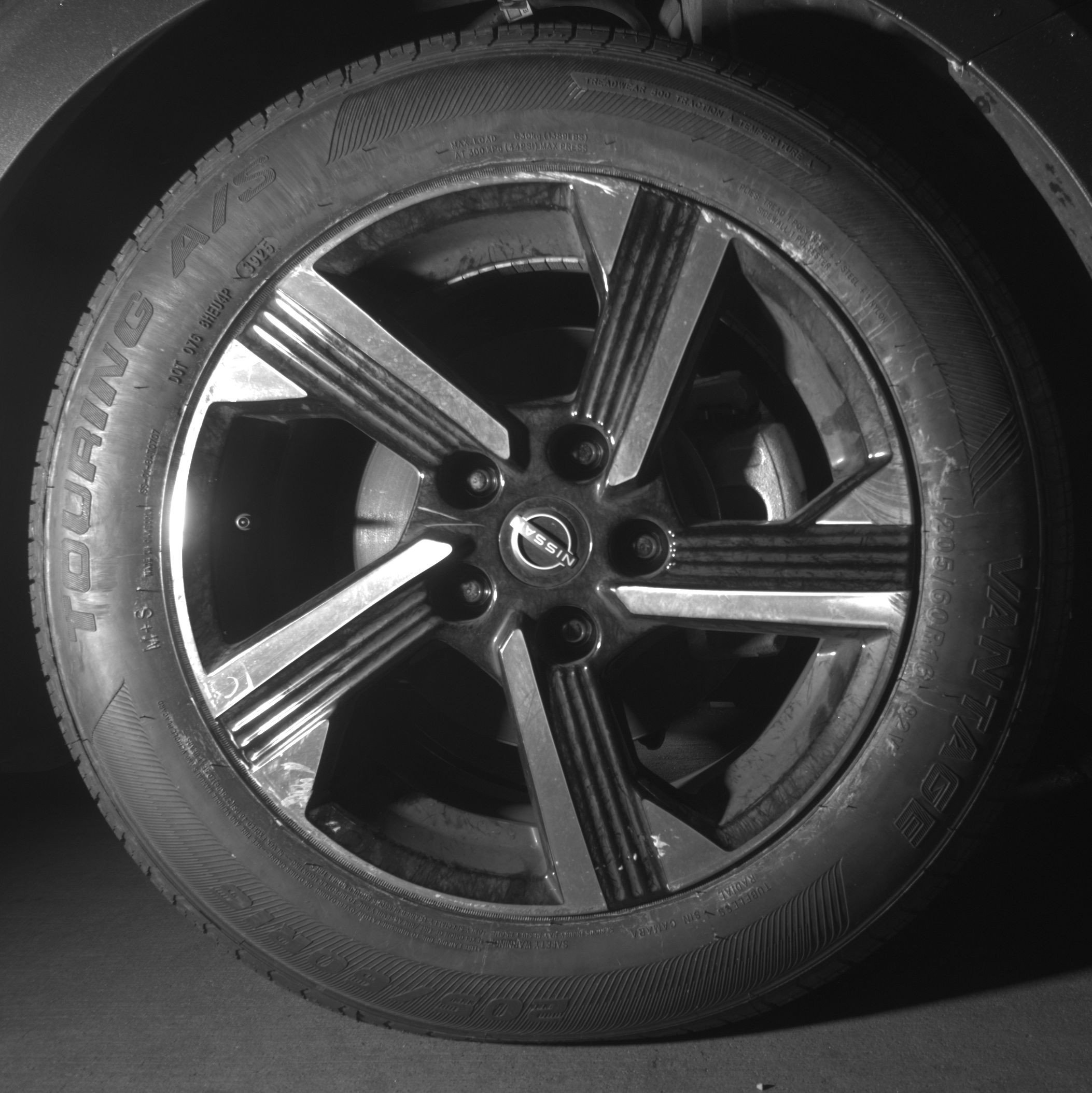 Used 2025 Nissan Sentra SV image 13