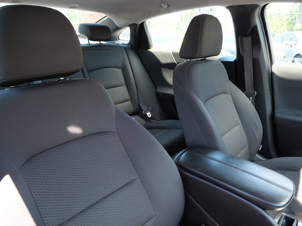Used 2016 Chevrolet Malibu LT w/ Driver Confidence Package FWD image 19