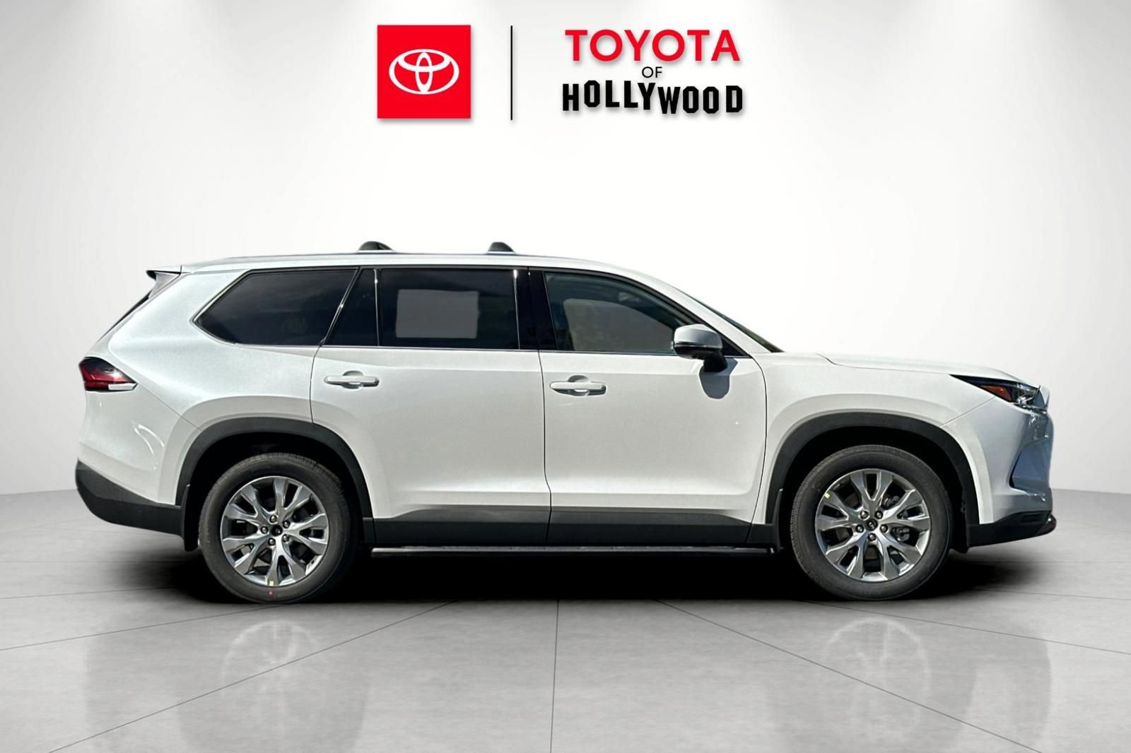 New 2026 Toyota Grand Highlander Limited image 3