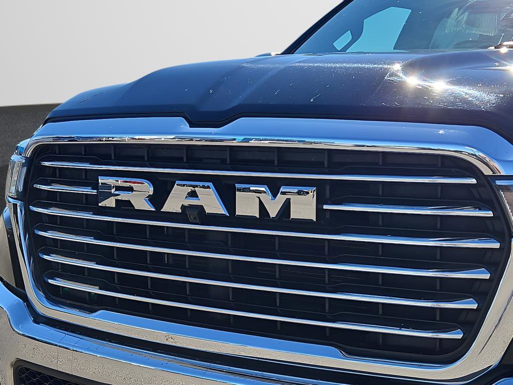 Used 2025 RAM 1500 Laramie image 7