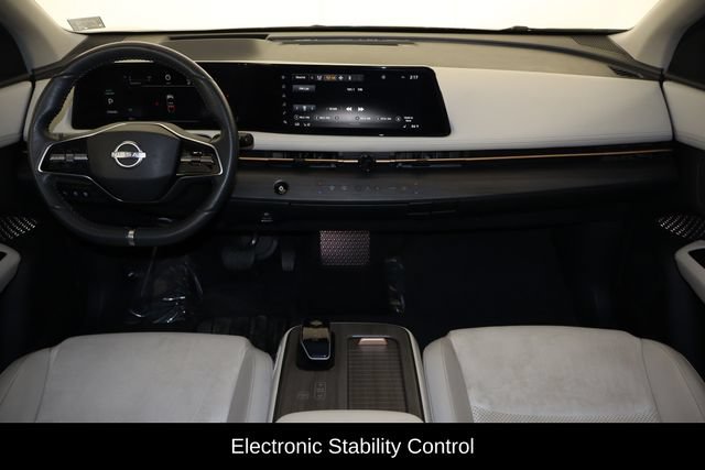 Used 2023 Nissan Ariya FWD image 12