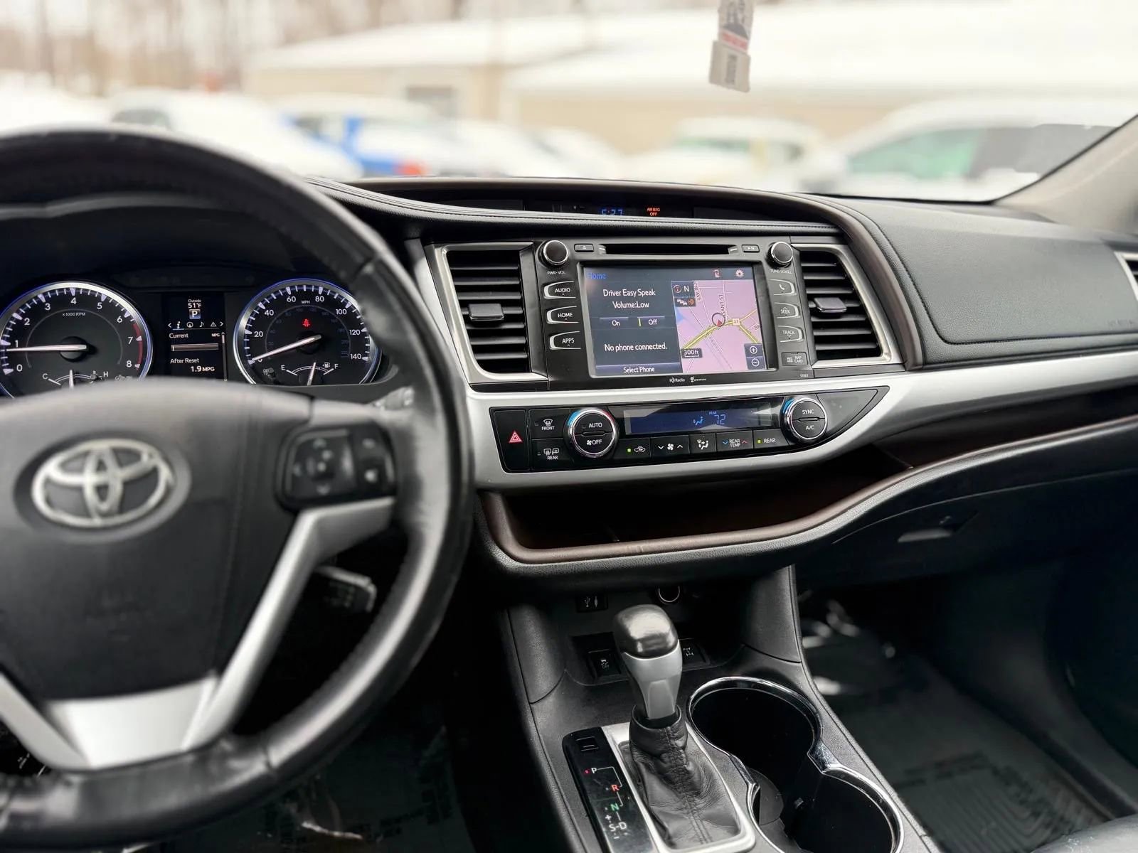 Used 2015 Toyota Highlander XLE image 21