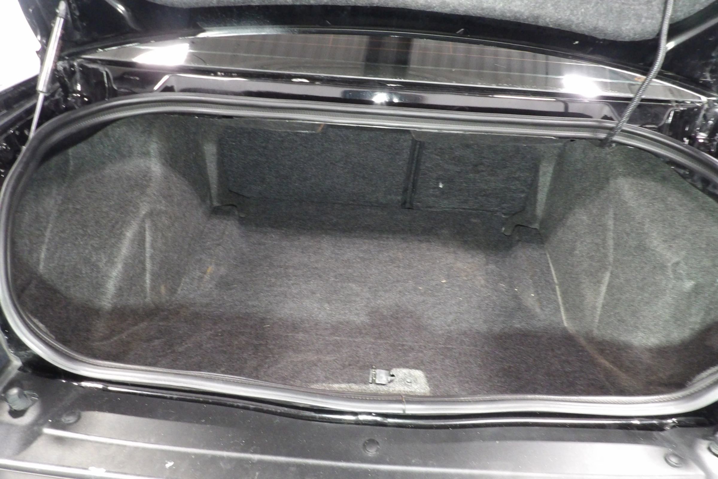 Used 2023 Dodge Challenger SXT image 10