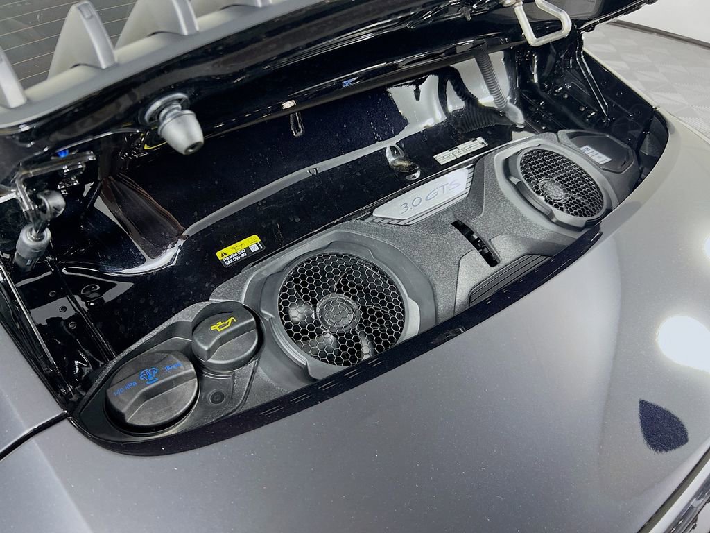 Certified 2024 Porsche 911 Carrera GTS image 31