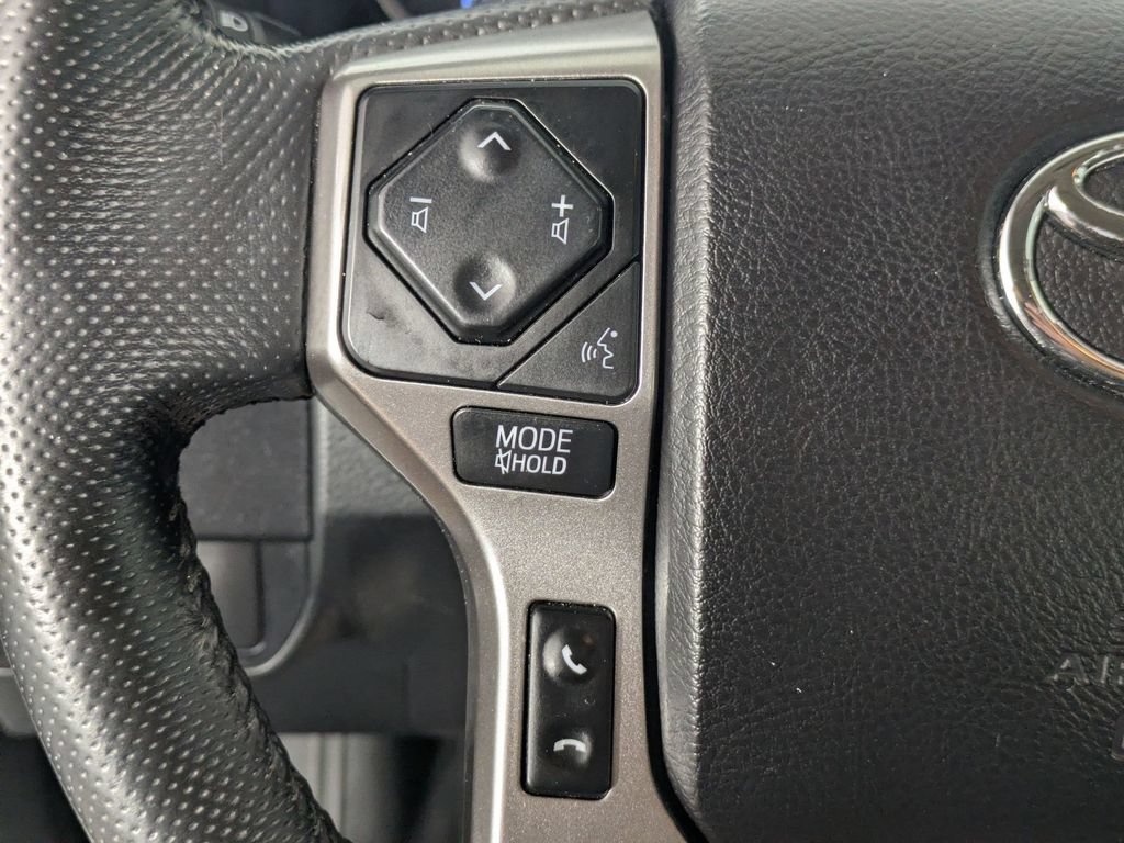 Used 2021 Toyota Tacoma SR5 RWD image 15