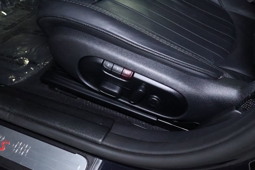 Used 2022 MINI Cooper Clubman S image 18