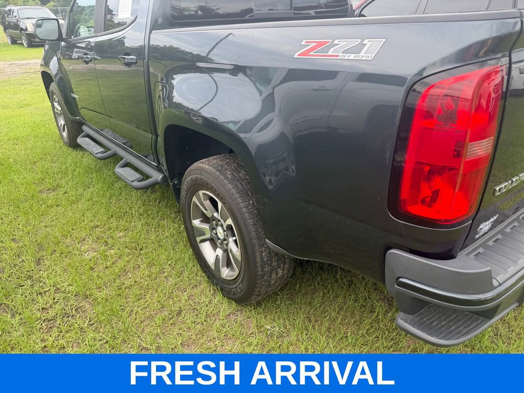 Used 2018 Chevrolet Colorado Z71 AWD/4WD image 2