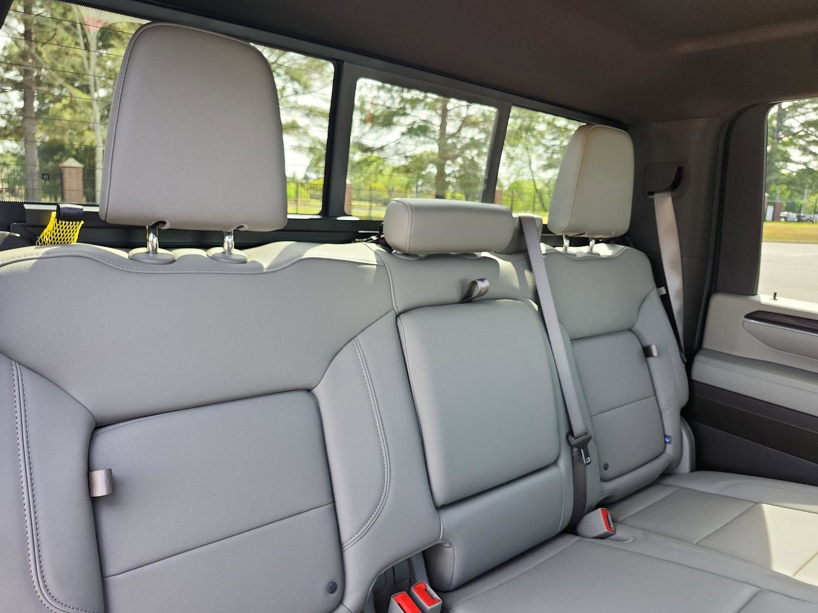 Used 2024 GMC Sierra 3500 SLT w/ SLT Convenience Package image 13