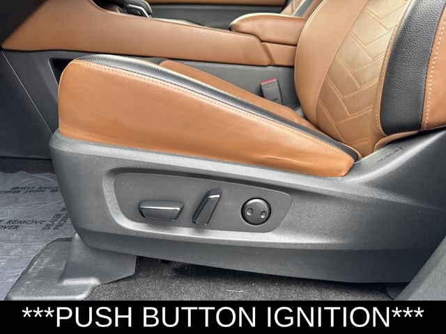 Used 2024 Nissan Pathfinder Platinum AWD/4WD image 11