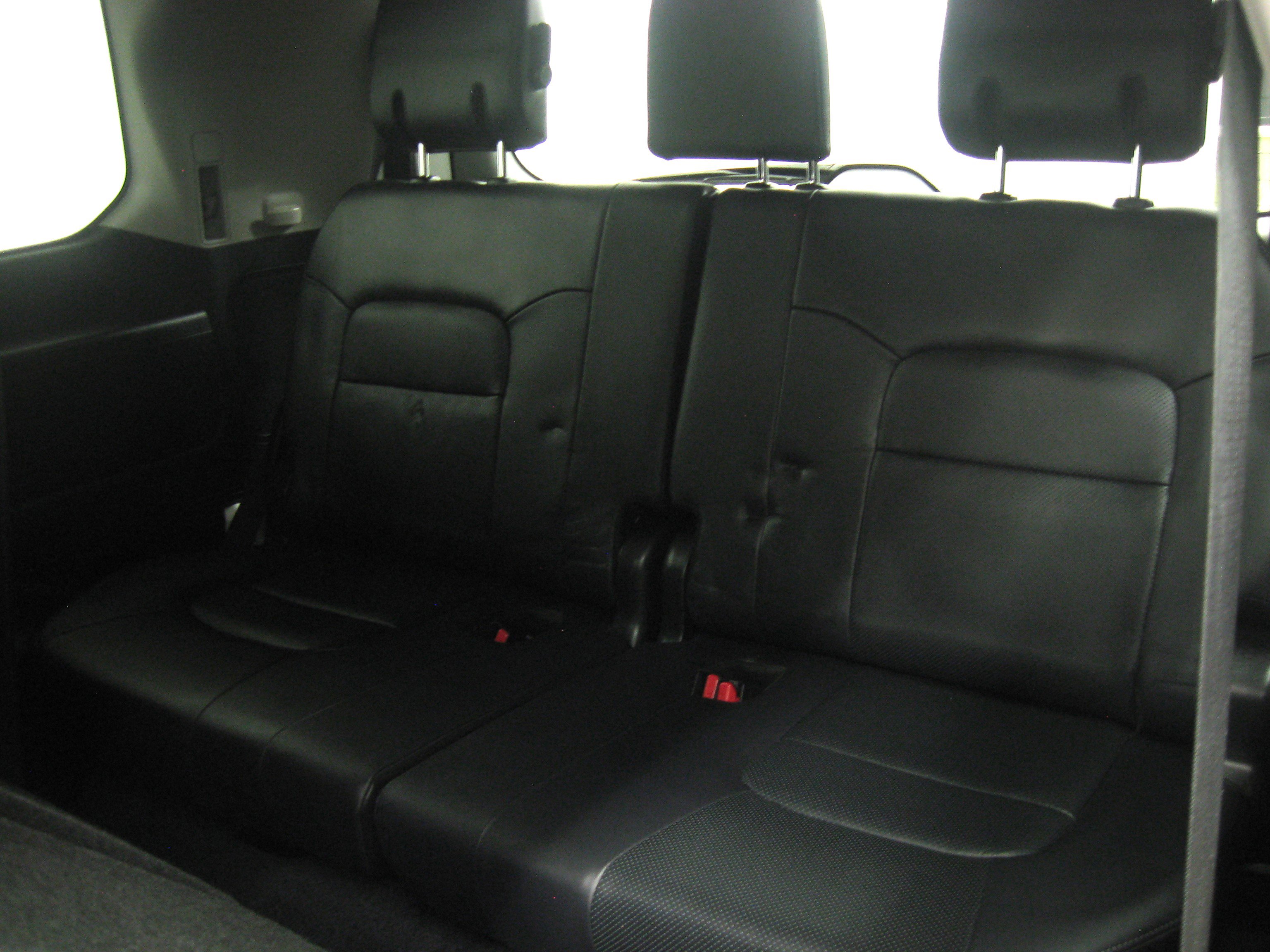 Certified 2017 Toyota Land Cruiser image 14