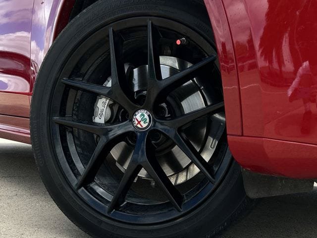 Used 2021 Alfa Romeo Stelvio Sprint w/ Nero Edizione RWD image 10