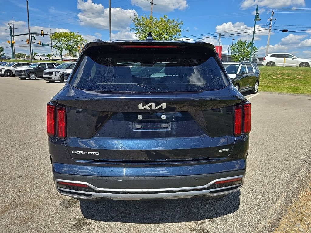 Certified 2023 Kia Sorento SX Prestige AWD/4WD image 4