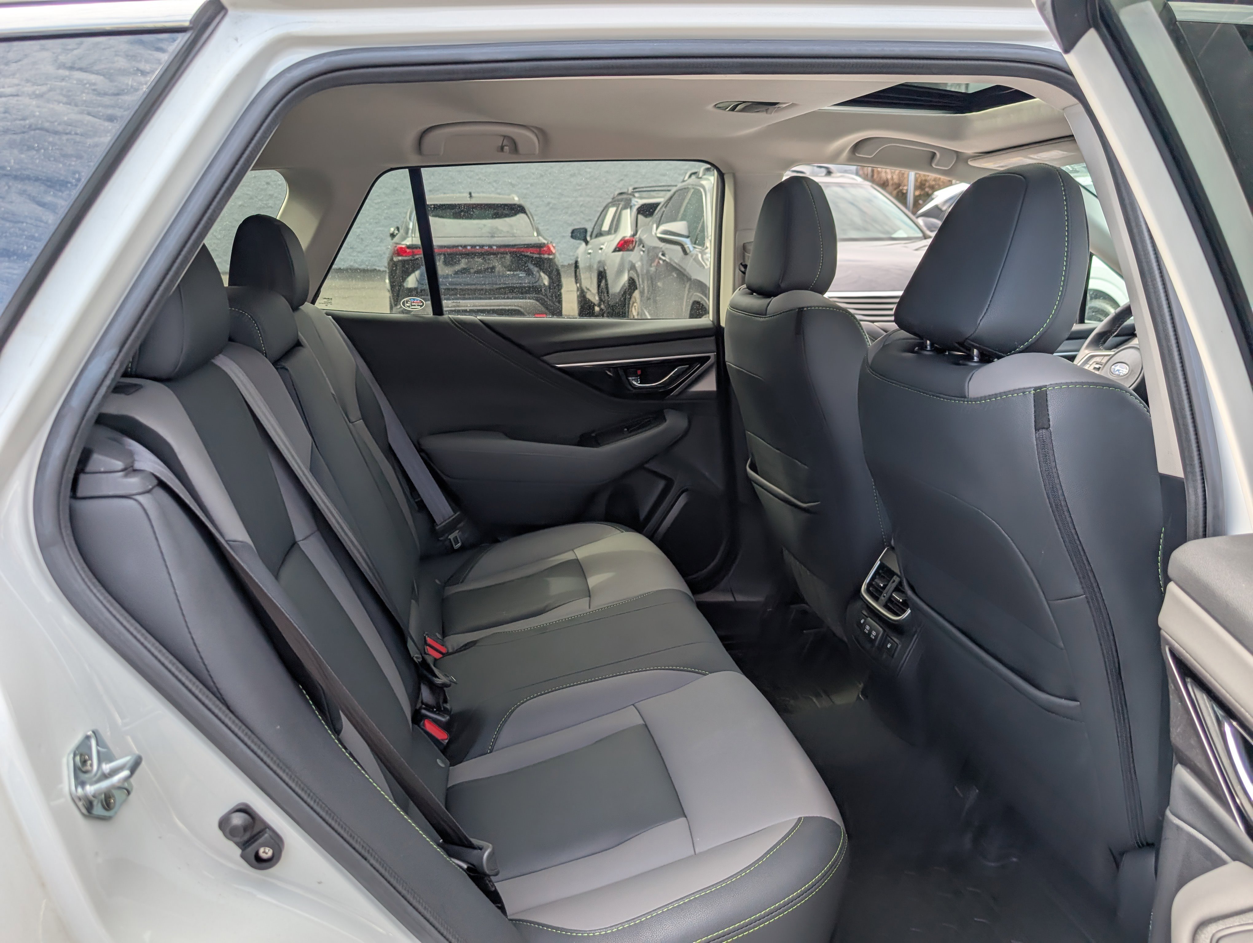 Used 2021 Subaru Outback Onyx Edition XT AWD/4WD image 12