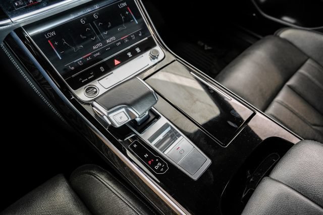 Used 2022 Audi A8 L 3.0T w/ Executive Package AWD/4WD image 32