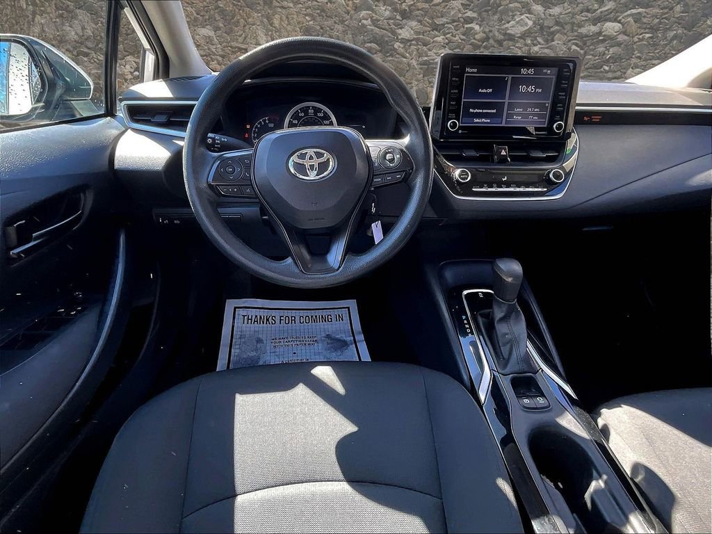 Used 2022 Toyota Corolla LE image 5