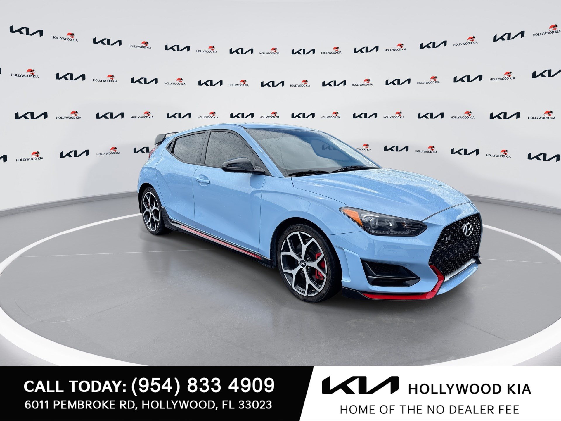 Used 2020 Hyundai Veloster N FWD image 2