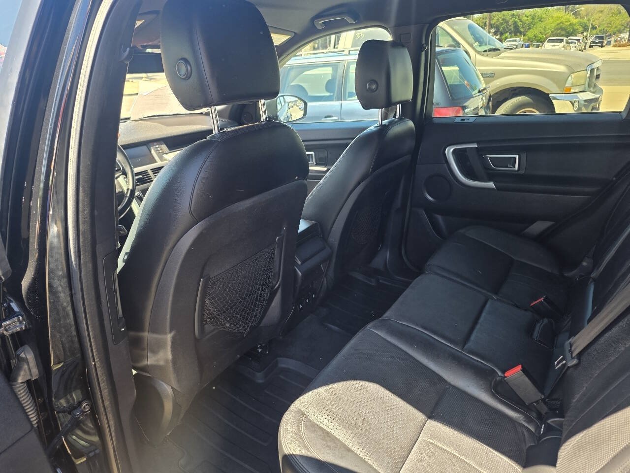 Used 2019 Land Rover Discovery Sport SE AWD/4WD image 12