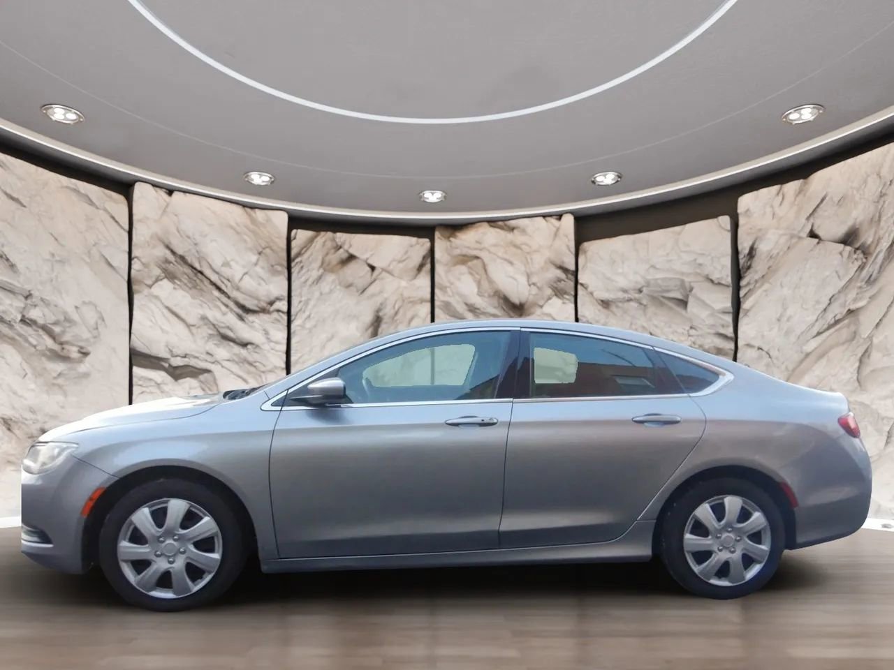 Used 2015 Chrysler 200 LX image 4