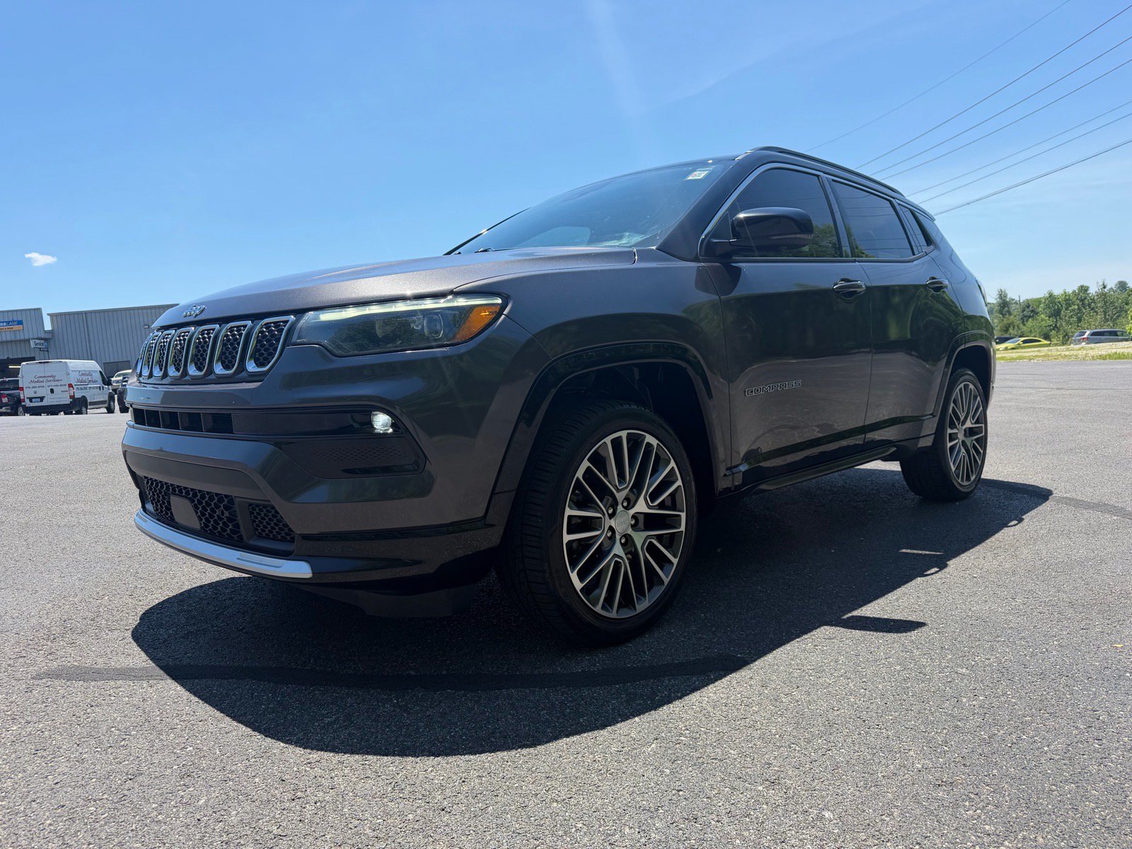 Used 2023 Jeep Compass Limited w/ Elite Group AWD/4WD image 9