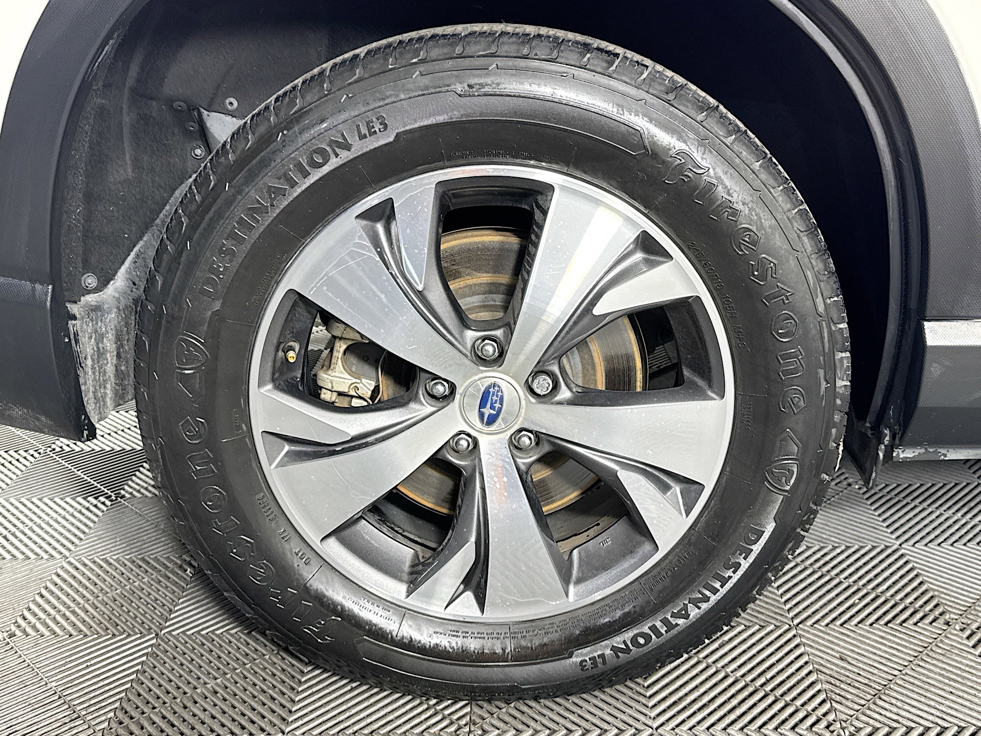 Used 2023 Subaru Ascent Premium w/ Convenience Package AWD/4WD image 32