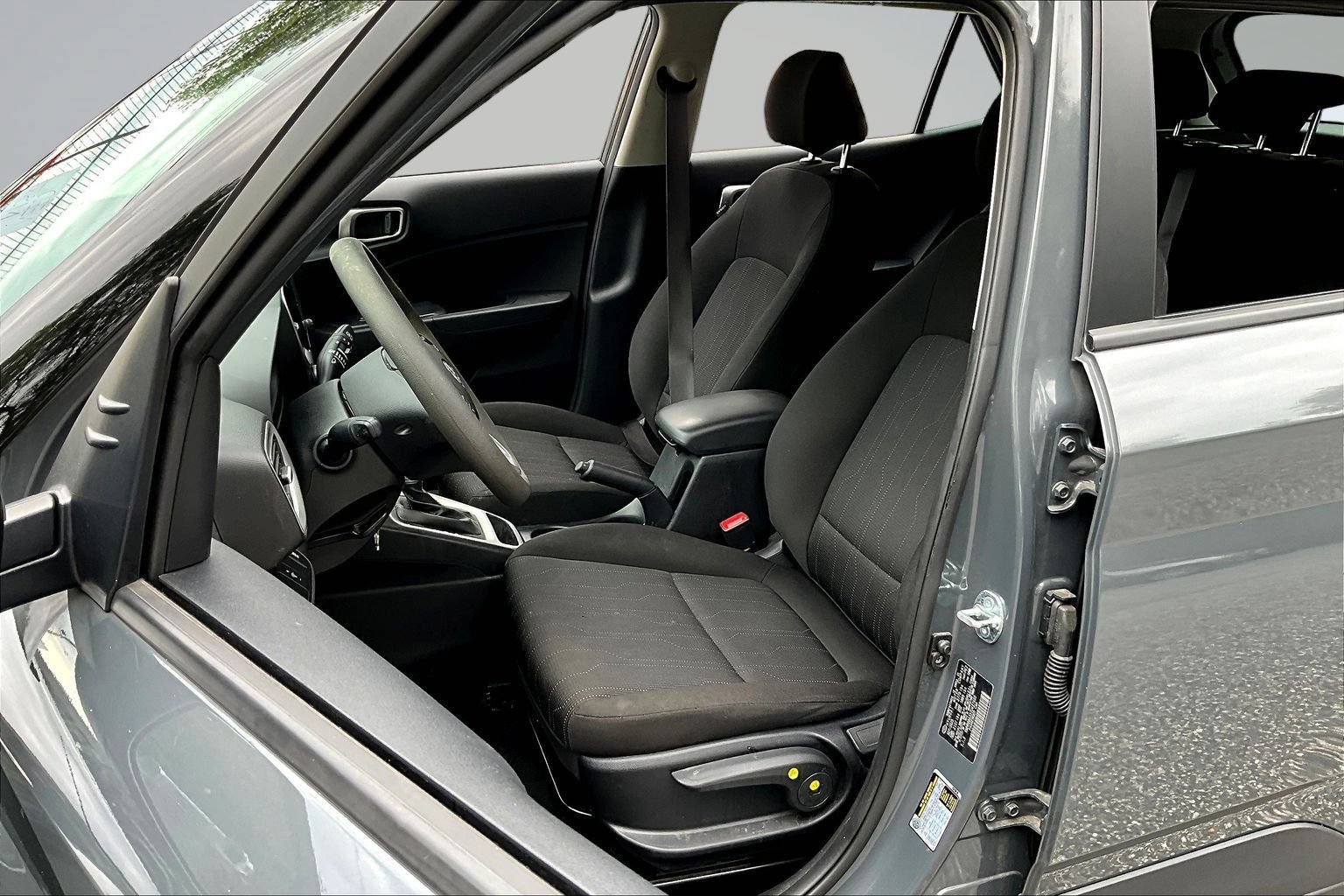 Used 2026 Hyundai Venue SE FWD image 17