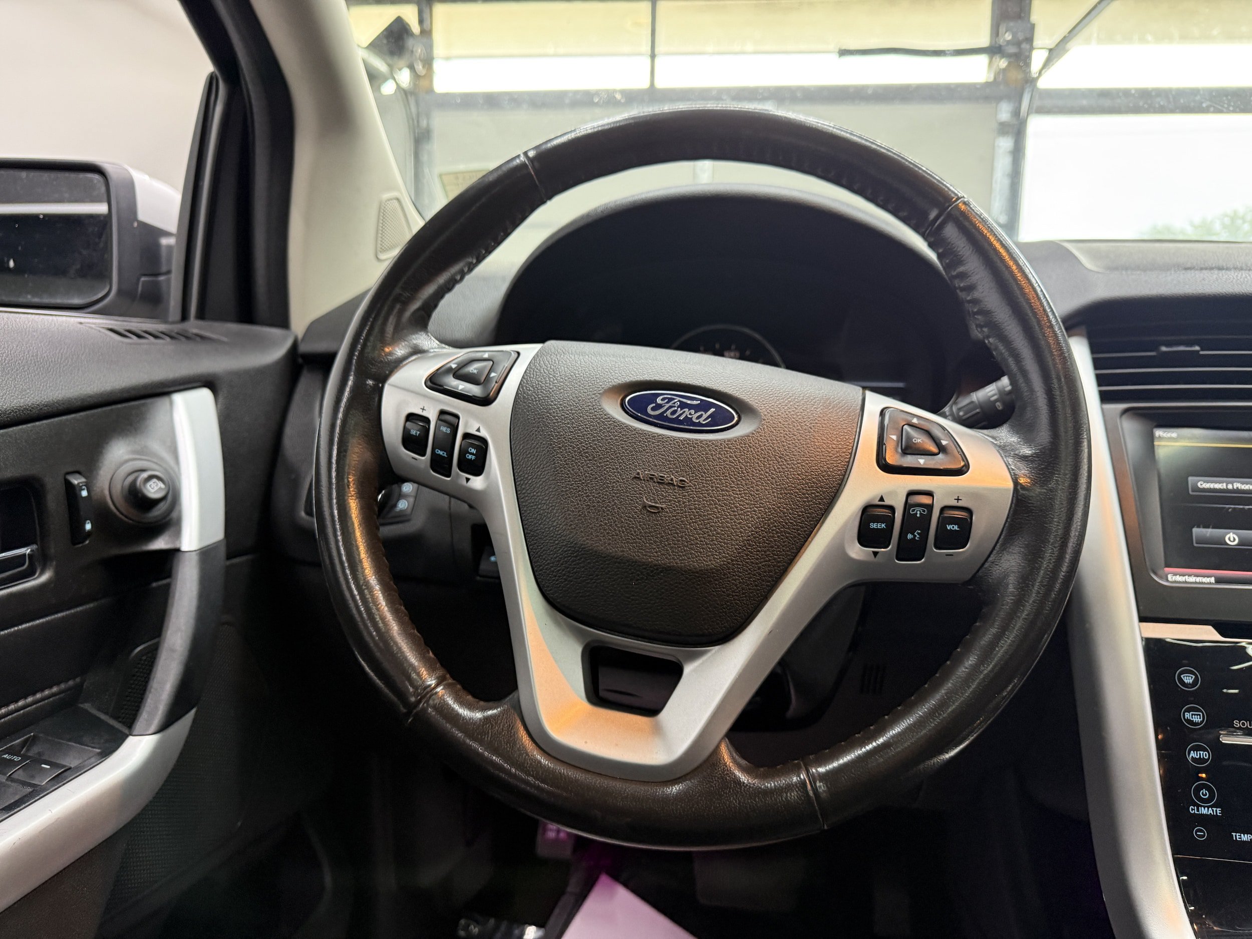 Used 2011 Ford Edge Limited w/ Canadian Touring Pkg AWD/4WD image 12