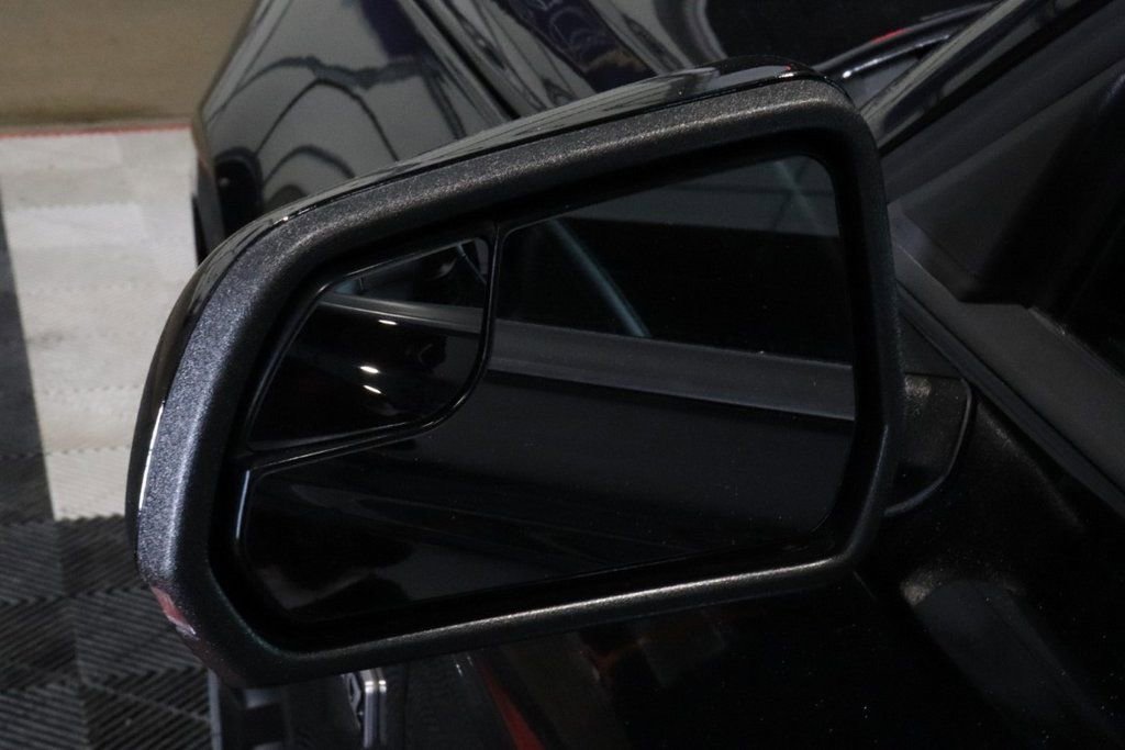 Used 2016 Ford Mustang GT Premium image 33