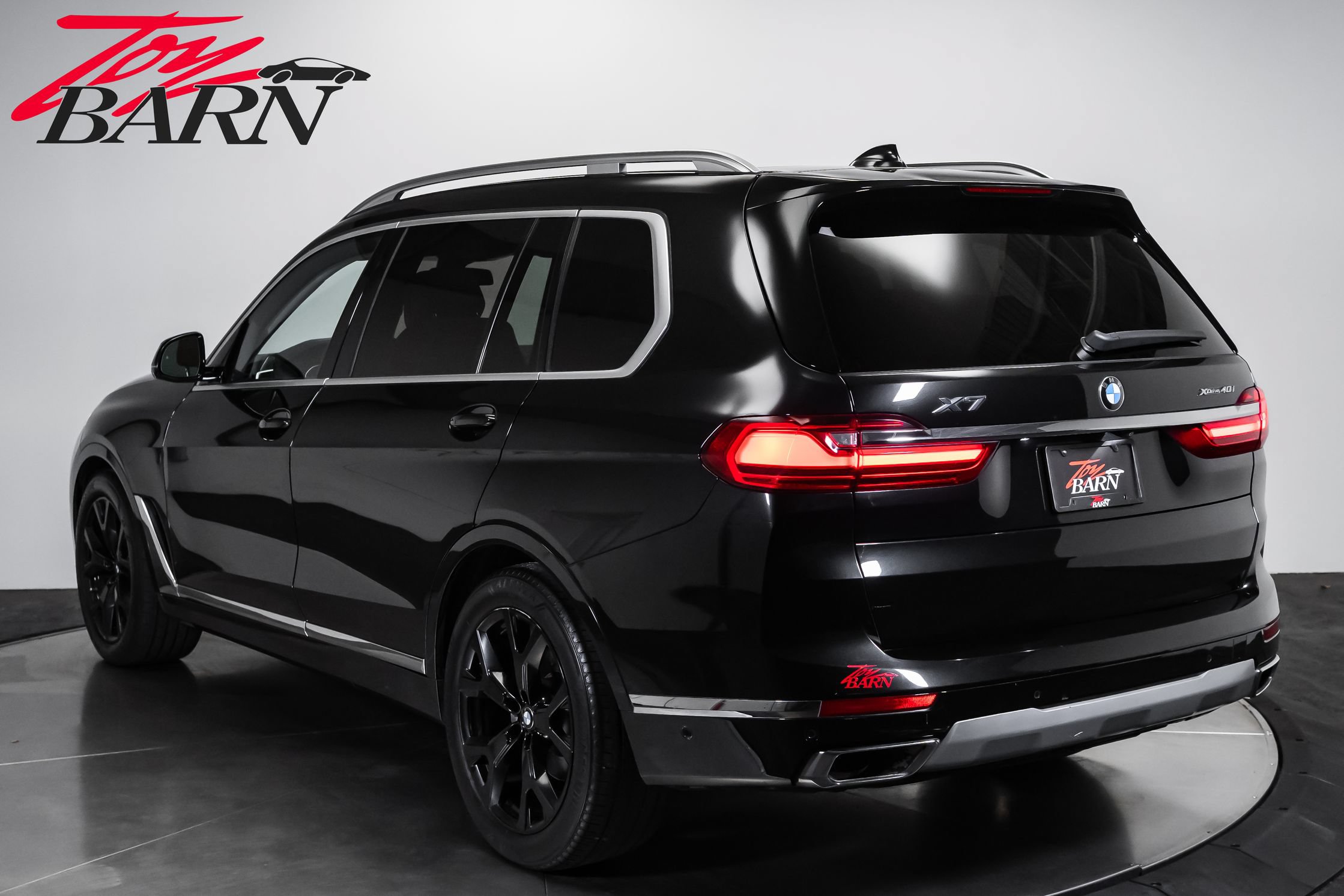 Used 2022 BMW X7 xDrive40i w/ Premium Package AWD/4WD image 3