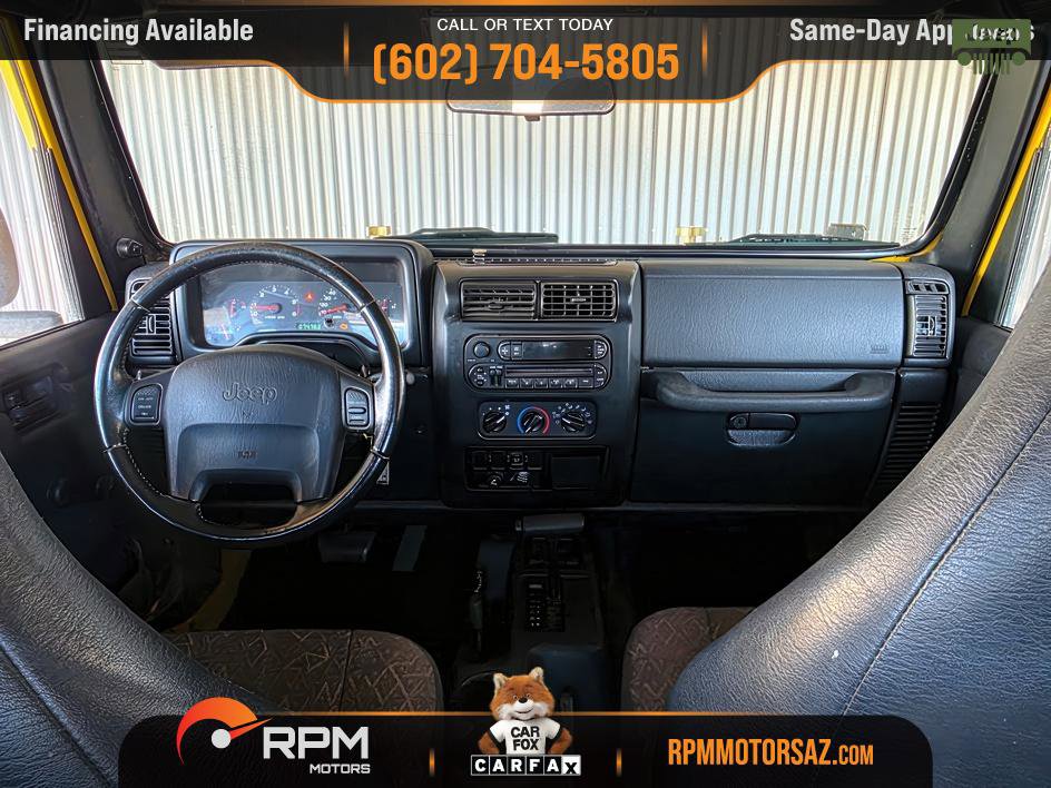 Used 2004 Jeep Wrangler X AWD/4WD image 9