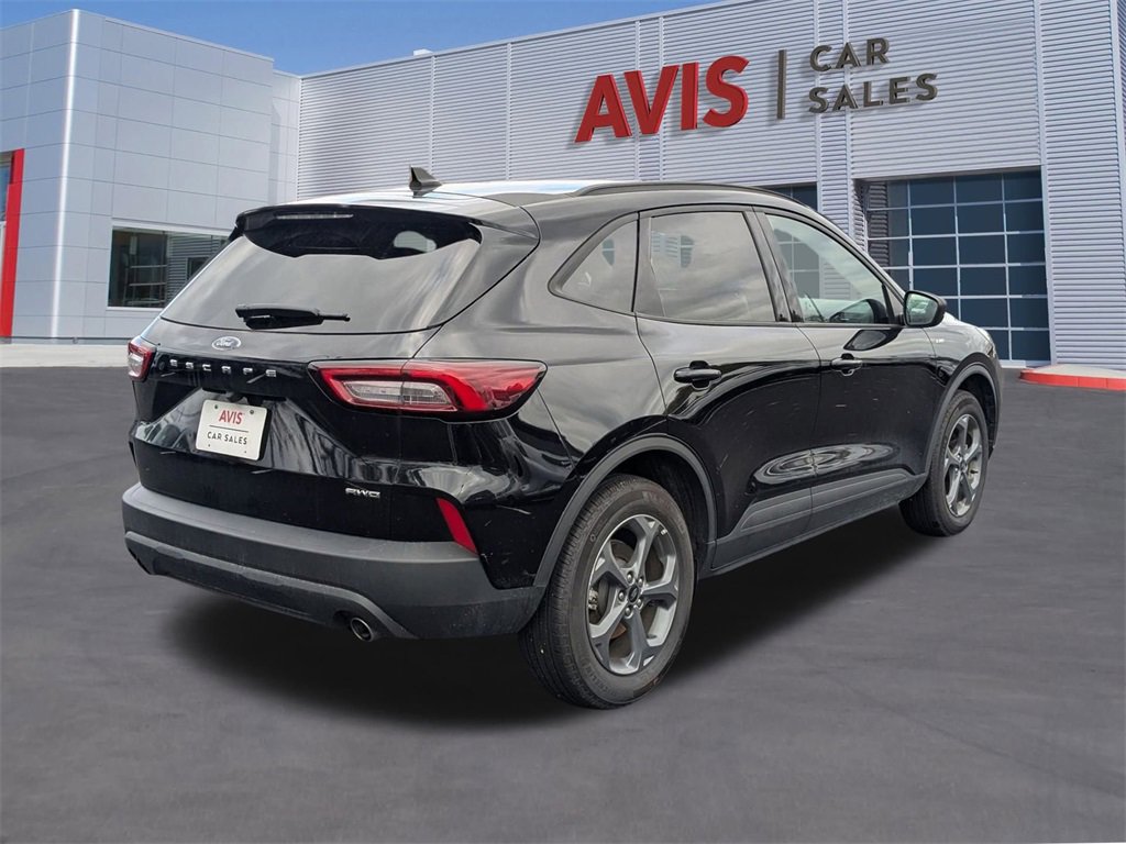 Used 2025 Ford Escape ST-Line image 6