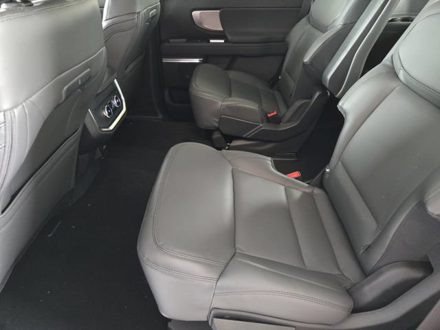 New 2026 Ford Expedition Active RWD image 21