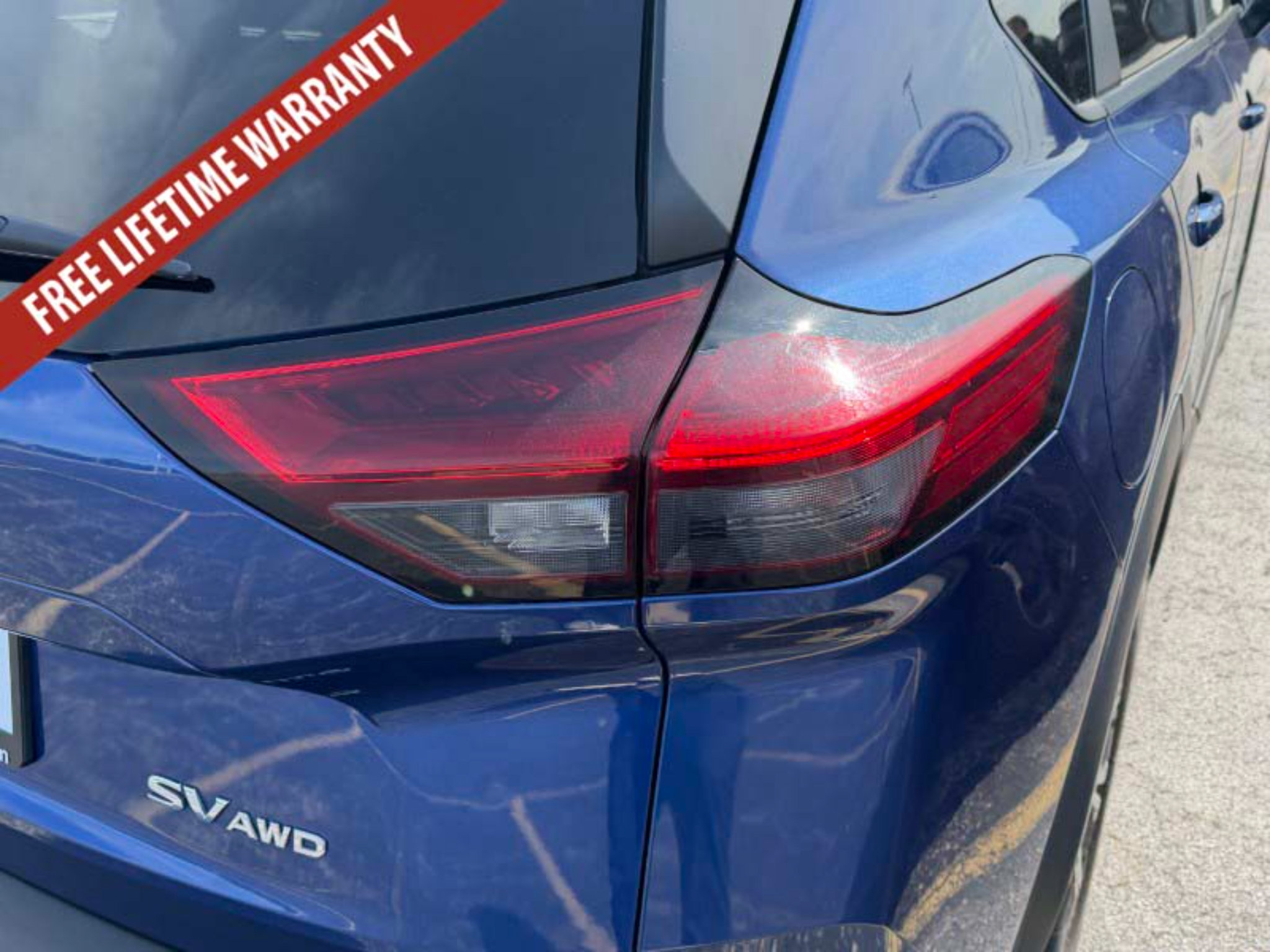 Used 2023 Nissan Rogue SV AWD/4WD image 11