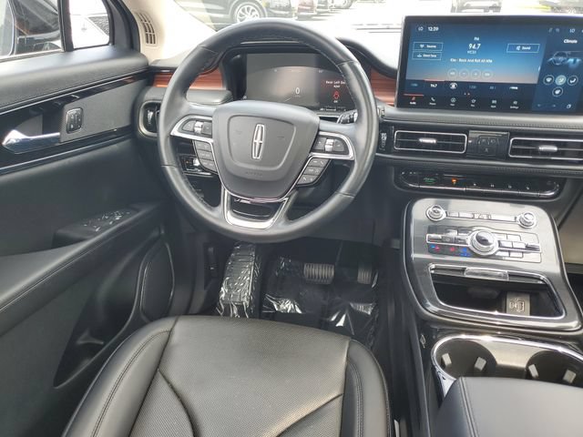 Certified 2023 Lincoln Nautilus Reserve AWD/4WD image 25