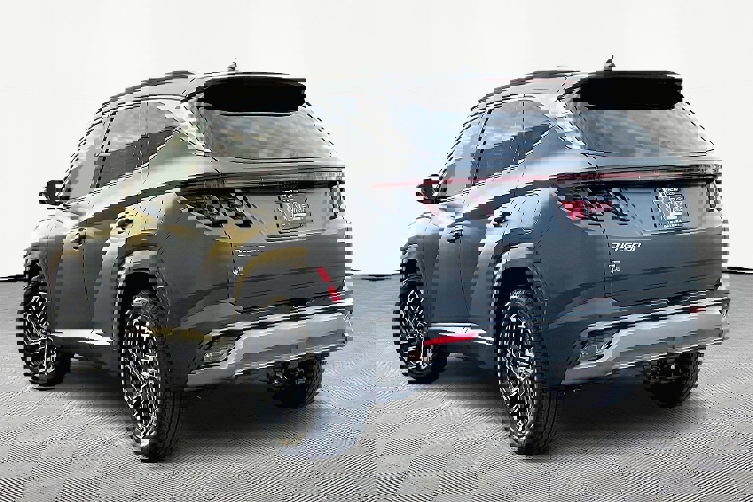 Used 2025 Hyundai Tucson Limited image 4