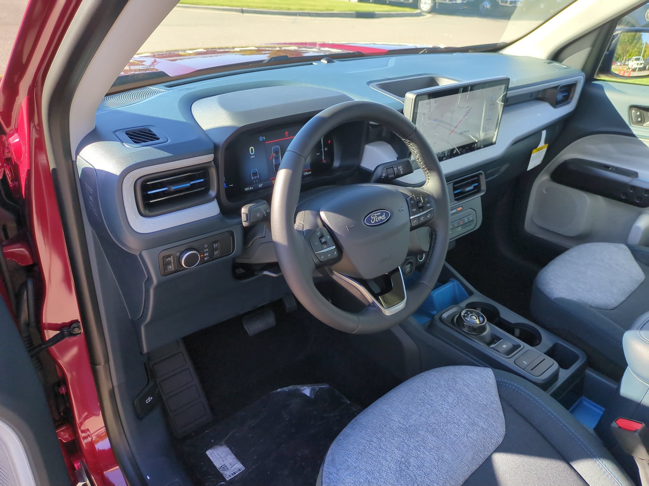 New 2026 Ford Maverick XLT w/ XLT Luxury Package FWD image 15