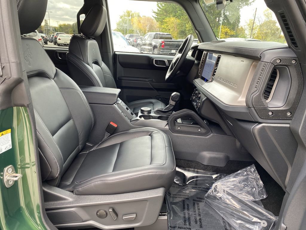 New 2025 Ford Bronco Outer Banks w/ Sasquatch Package image 41