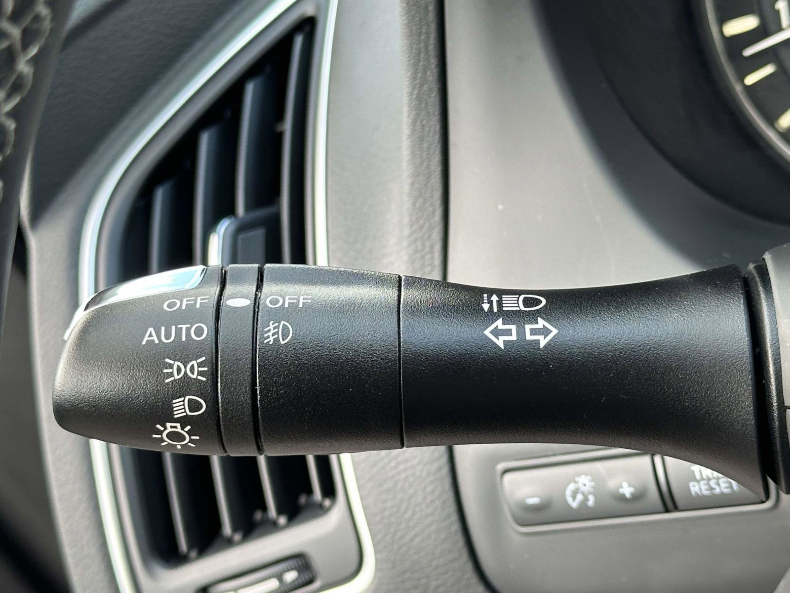 Used 2023 INFINITI Q50 Luxe w/ Cargo Package image 24