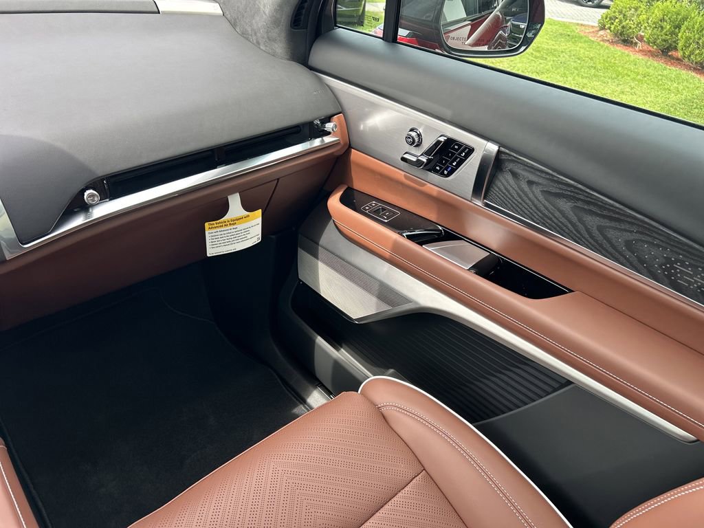 New 2026 Cadillac Vistiq Platinum image 15