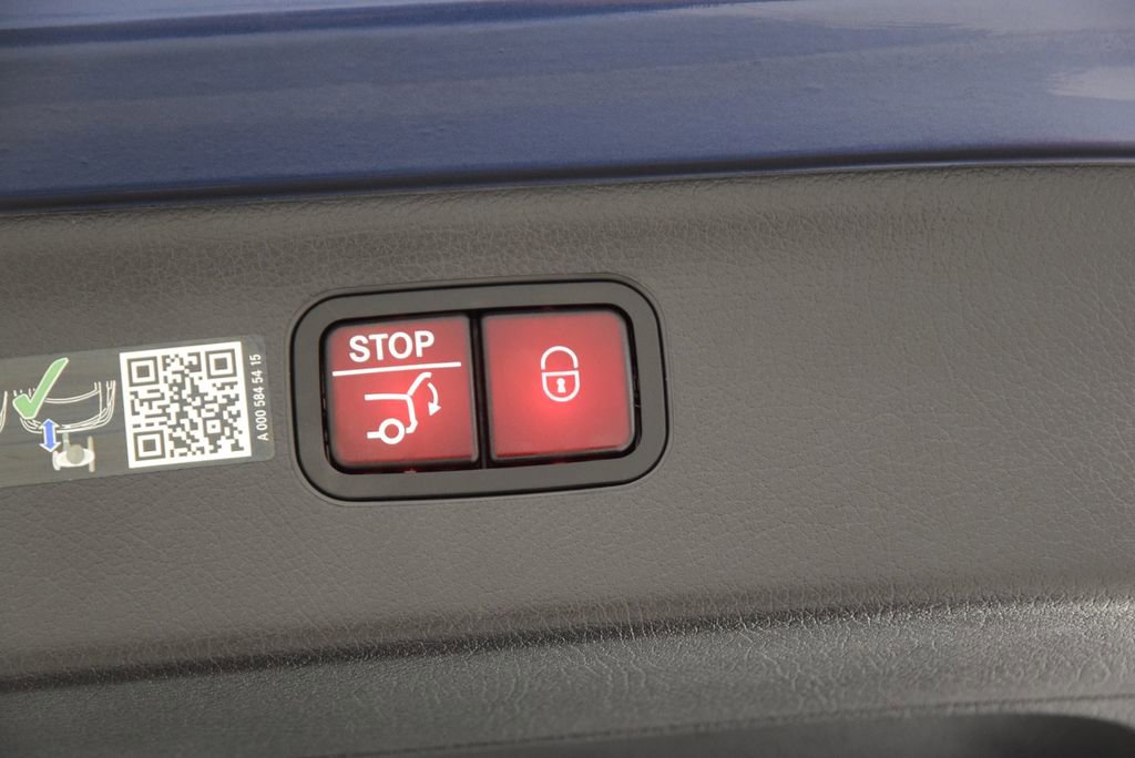 Used 2025 Mercedes-Benz EQS 450+ 4MATIC SUV image 30