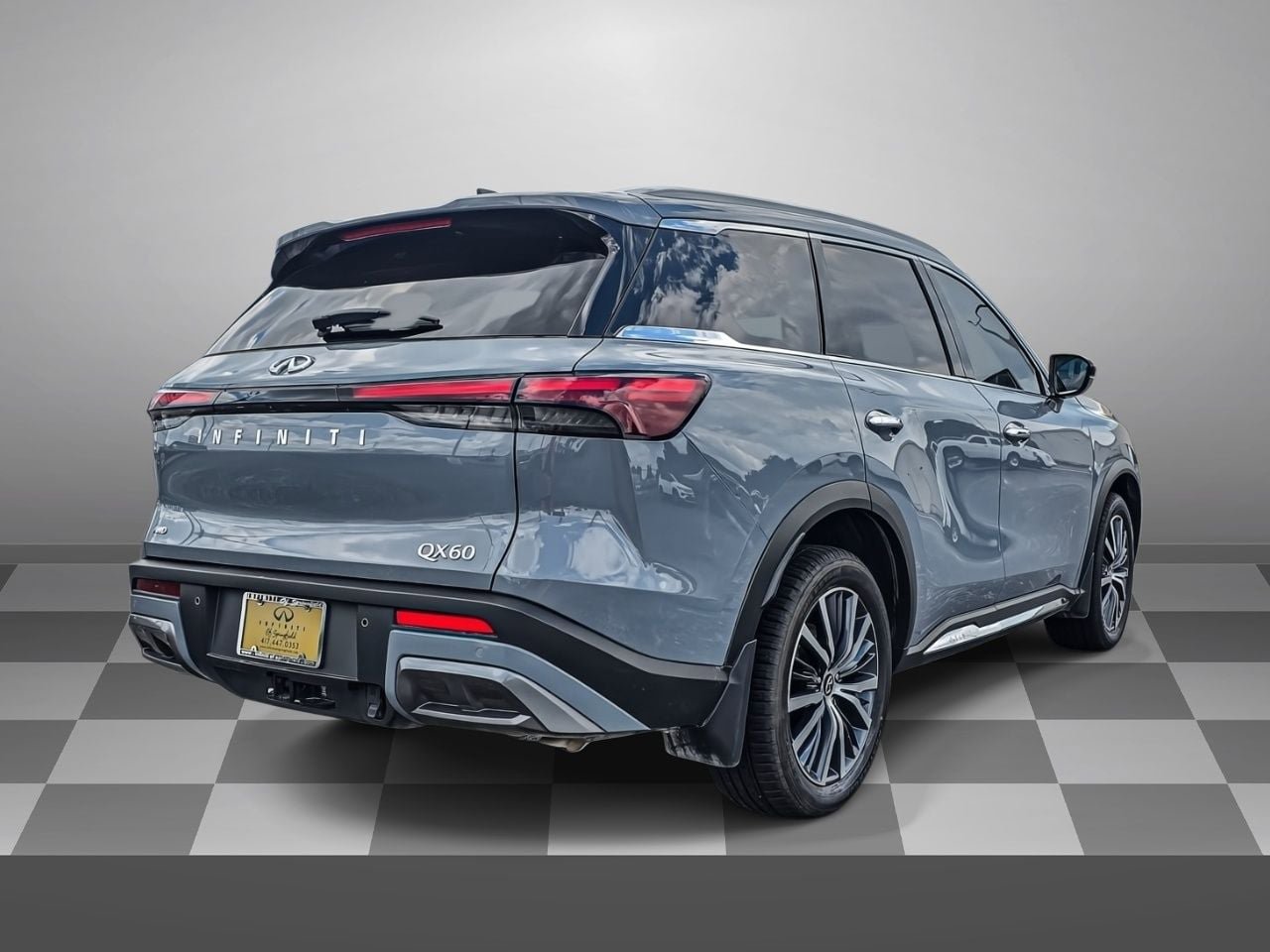 Used 2025 INFINITI QX60 Sensory w/ Vision Package AWD/4WD image 6