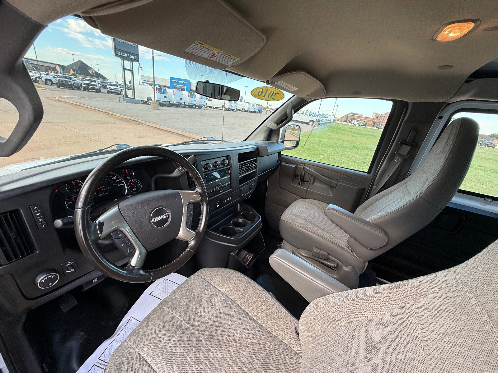 Used 2016 GMC Savana 2500 image 10