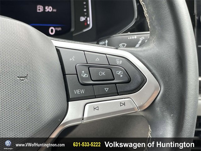 Certified 2022 Volkswagen Taos SEL image 20