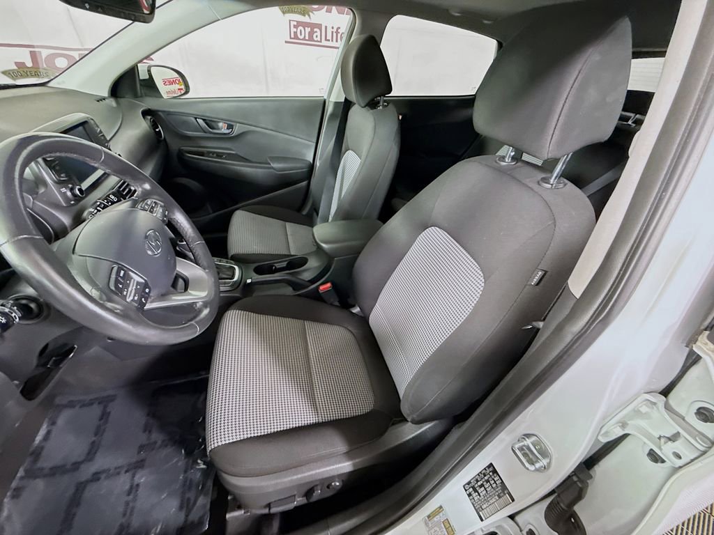 Certified 2021 Hyundai Kona SEL Plus AWD/4WD image 27