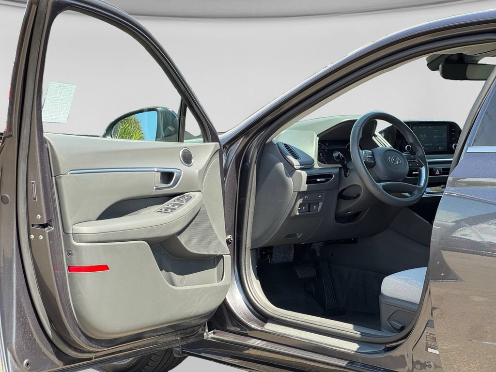 Used 2020 Hyundai Sonata SEL w/ Convenience Package FWD image 9