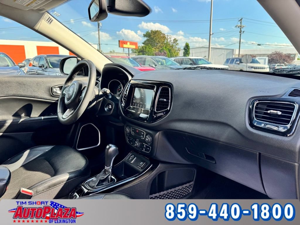 Used 2021 Jeep Compass Latitude FWD image 43