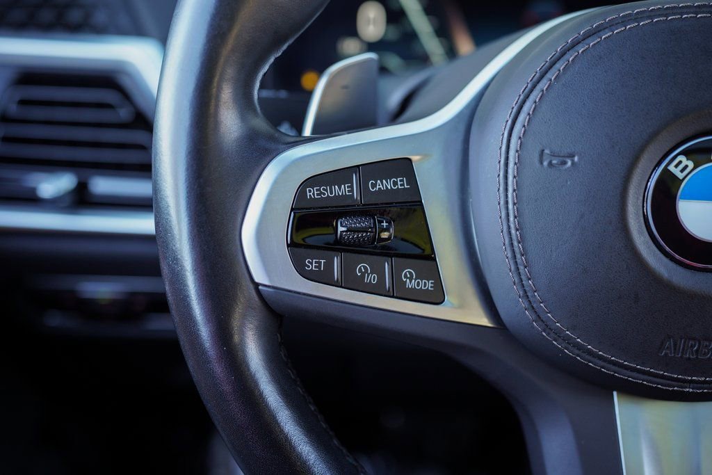 Used 2023 BMW X7 xDrive40i w/ M Sport Package image 31