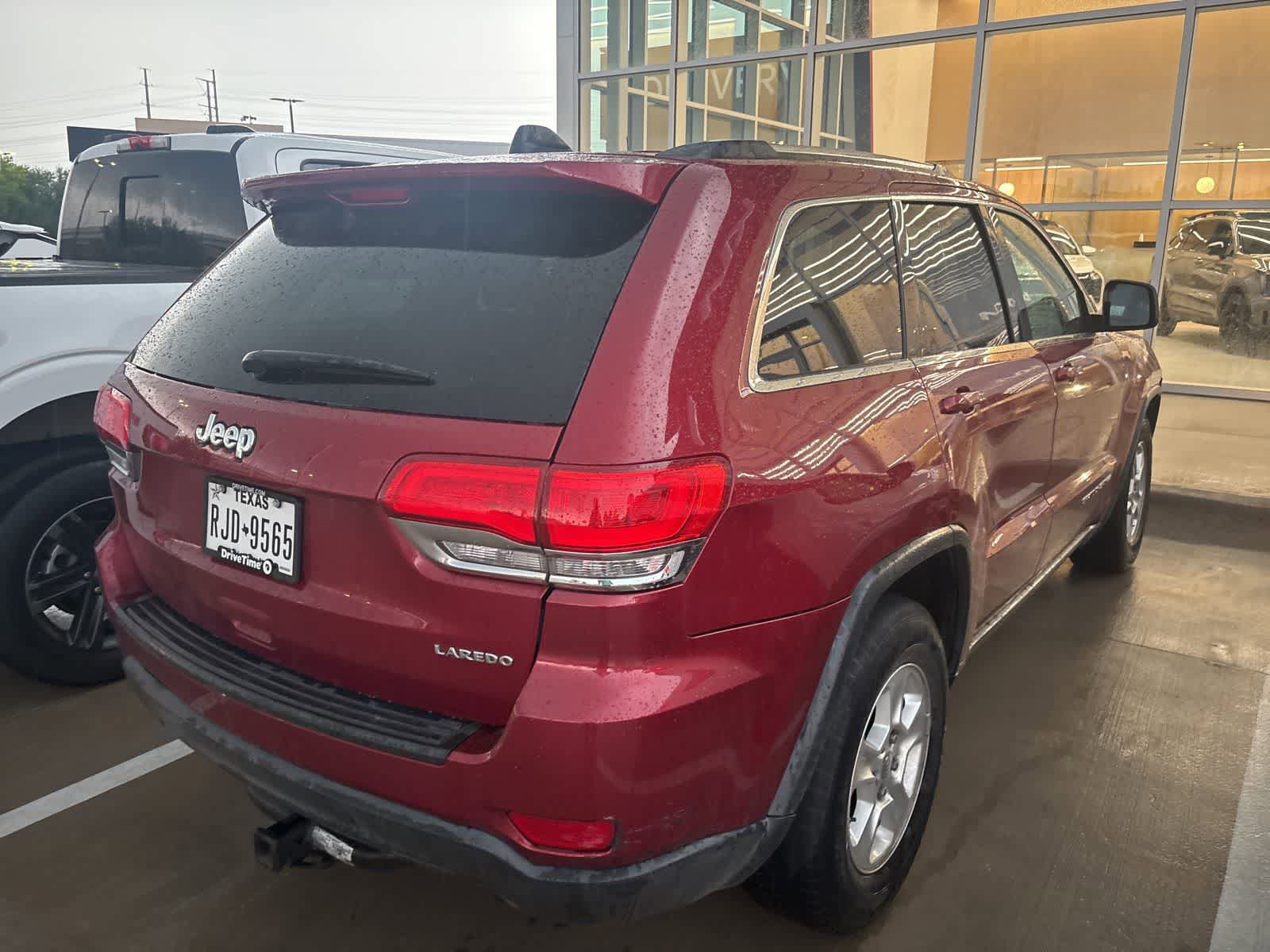 Used 2015 Jeep Grand Cherokee Laredo w/ Quick Order Package 23E RWD image 3