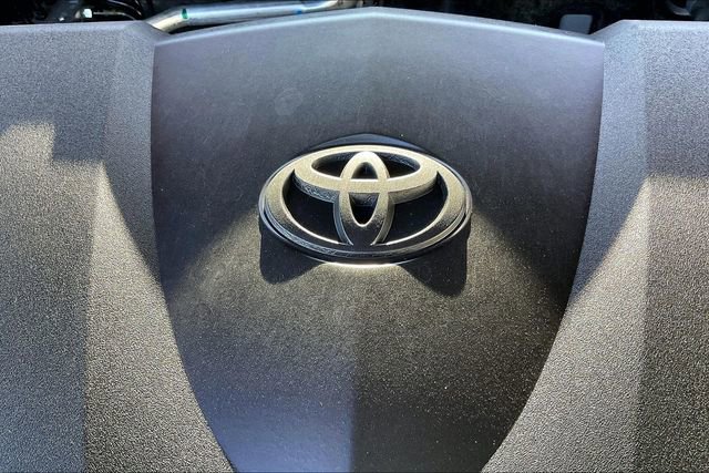 Used 2025 Toyota Camry XSE w/ Premium Plus Package image 32